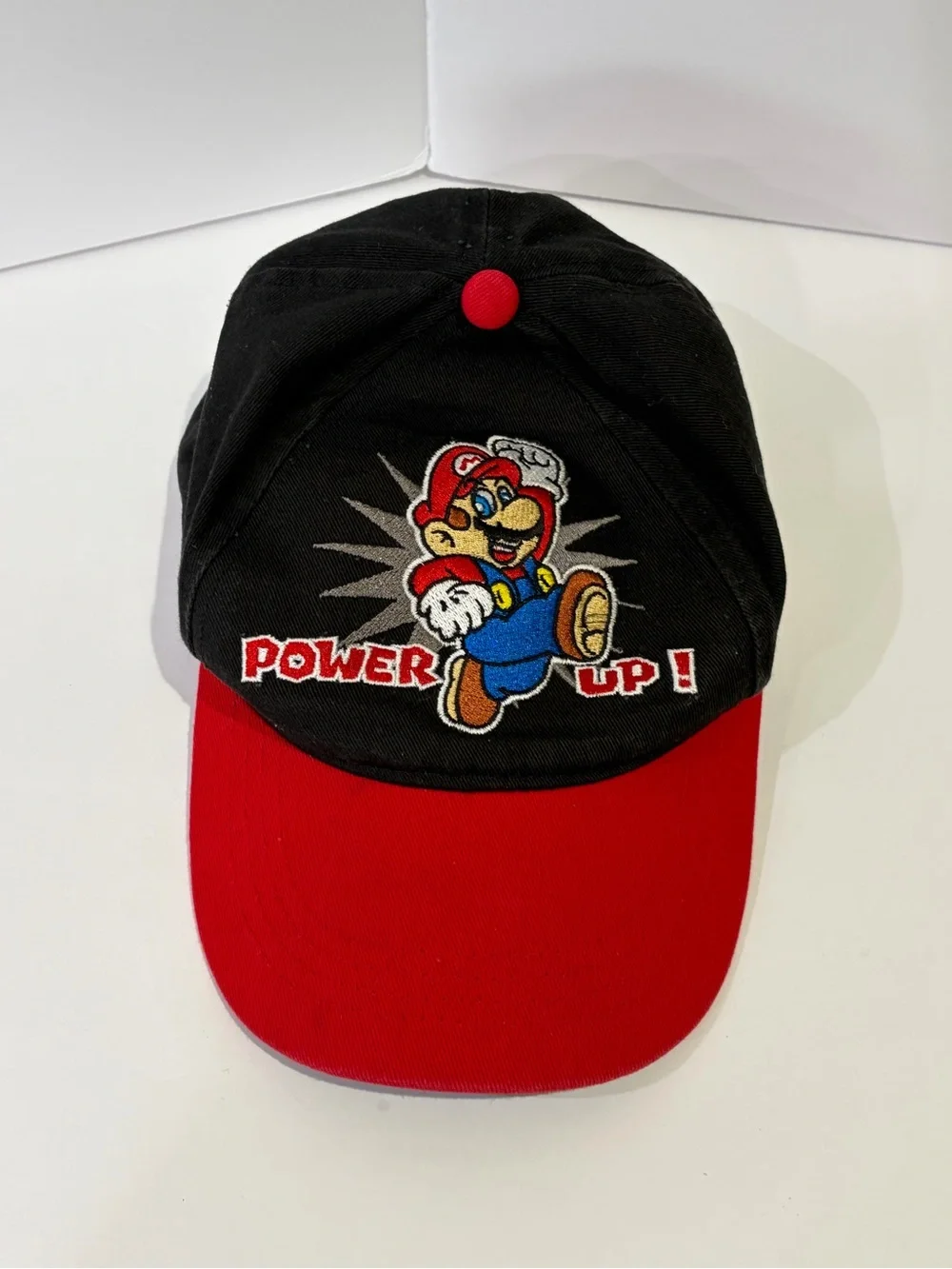 Nintendo Super Mario Red & Black Adjustable Snapback Hat Youth